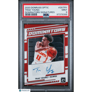 Trae Young 2020 Panini Donruss Optic Dominators Signatures #DSTRY PSA 9