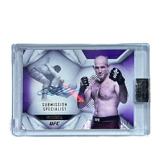 Aleksei Oleinik Topps UFC Striking Signatured Submission Specialist Autograph #SUS-AO 03/99