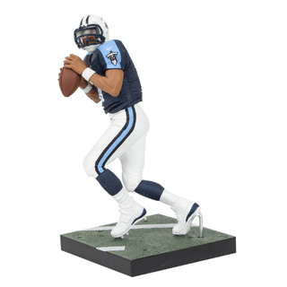 Marcus Mariota McFarlane S37